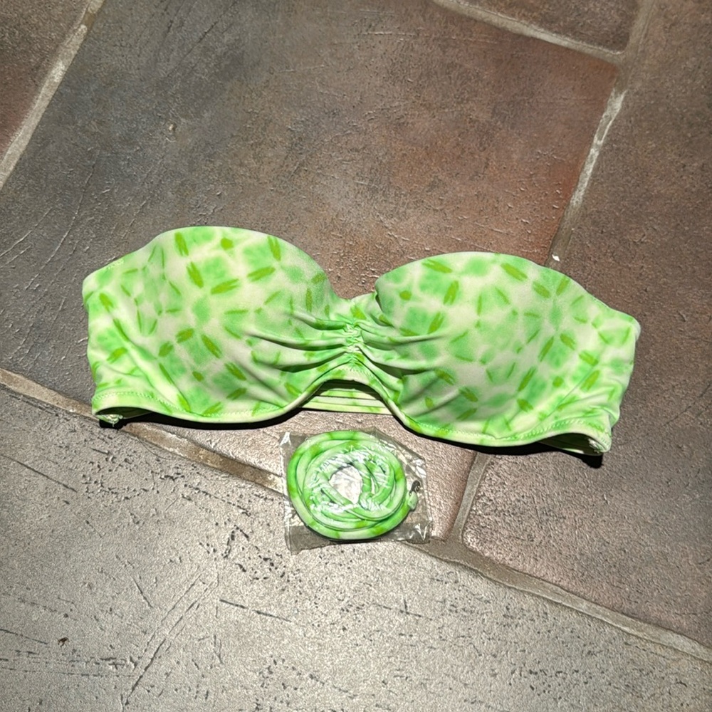 Victorias Secret Green Patterned Bandeau bikini Top strapless 32B or neck strap